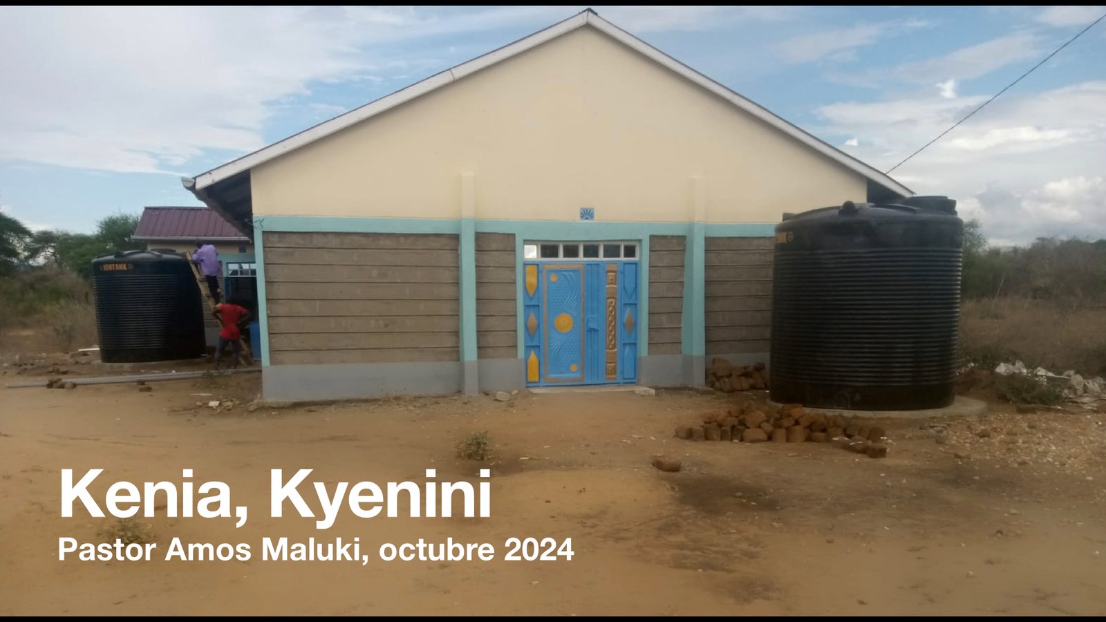 Iglesia construida en Kyenini, Kenia